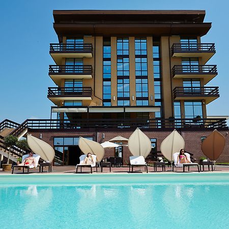 Superior Golf And Spa Resort خاركيف المظهر الخارجي الصورة