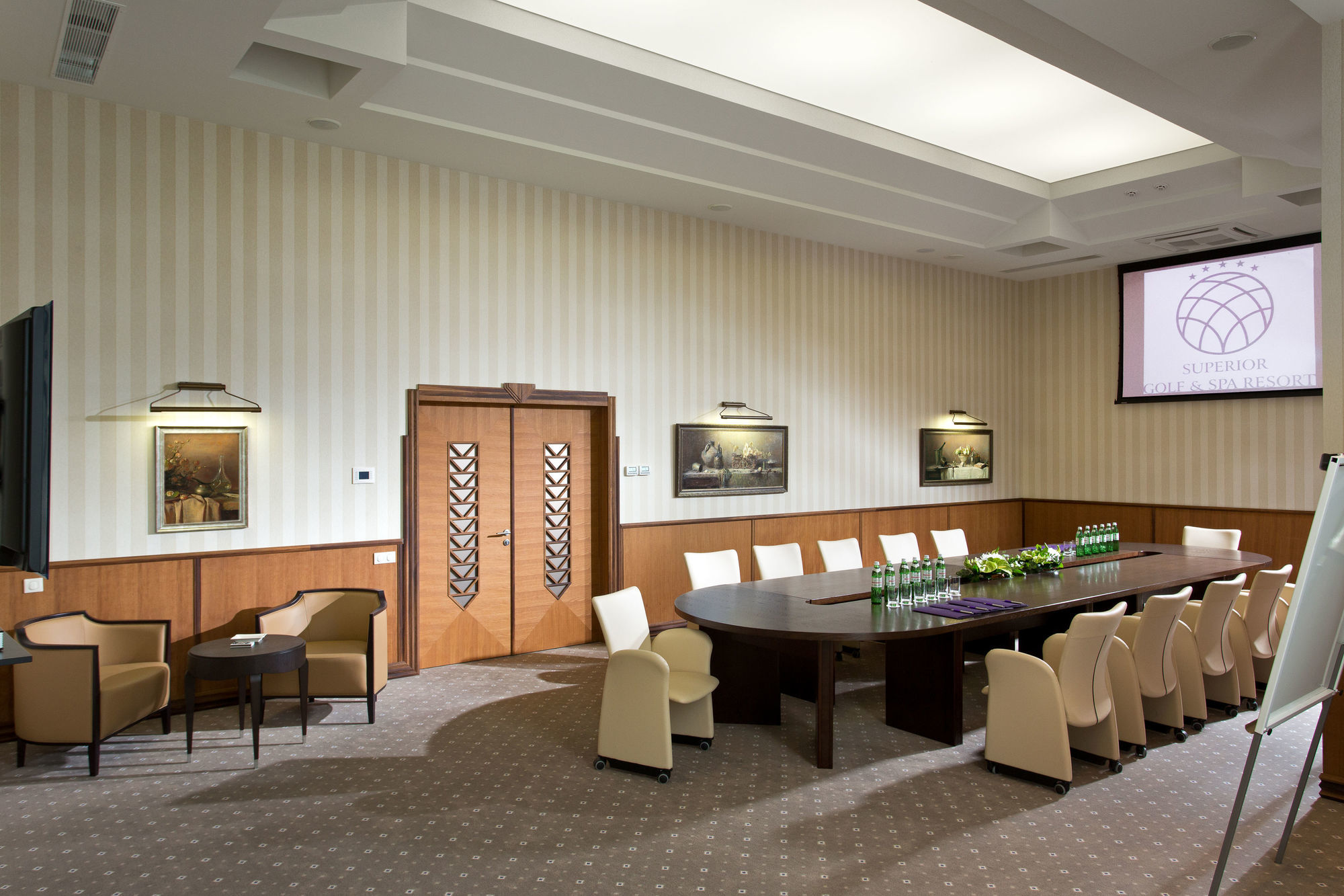 Superior Golf And Spa Resort خاركيف المظهر الخارجي الصورة